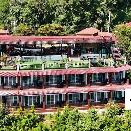 Phumektawan ภูเมฆตะวัน Hotel&Restaurant Mae Salong Exterior foto